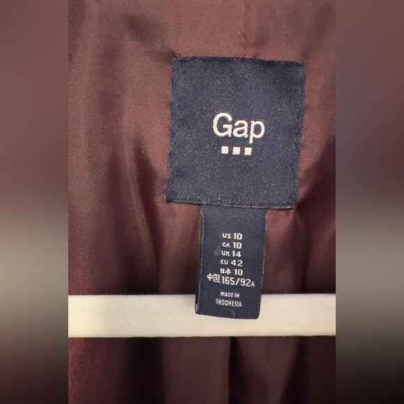 GAP Blazer - Burgundy - Two pockets - Size 10 - Ribbed-type Texture - Picture 9 of 9